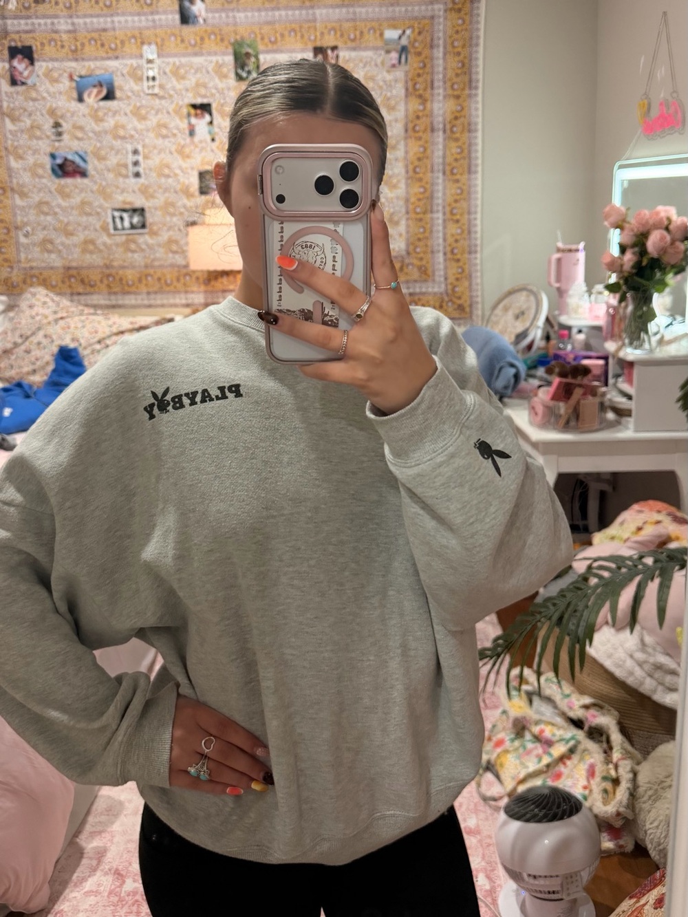 PLAYBOY X Pacsun Light Gray Women's Crewneck Sweatshirt